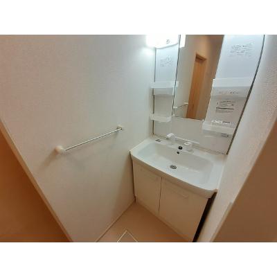 サンタ・ピーク 303【管理NO：1-019796901-03030】 ★家具家電は申し込み後に搬入します 2026年10月上旬入居可能の物件画像