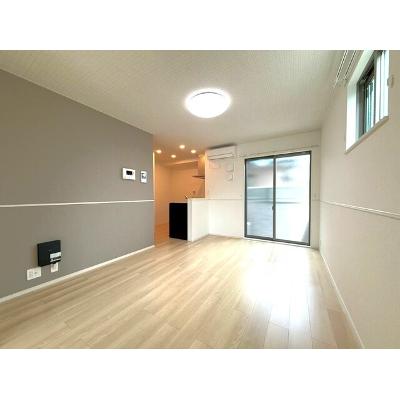 パークガーデン 102【管理NO：1-027815601-01020】 ★家具家電は申し込み後に搬入しますの物件画像