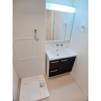 和幸館 303【管理NO：1-027749701-03030】 ★家具家電は申し込み後に搬入しますの物件画像