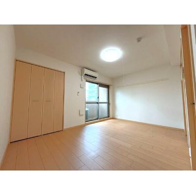 ラフィーネ　葛野 205【管理NO：1-016395701-02040】 ★家具家電は申し込み後に搬入します★の物件画像