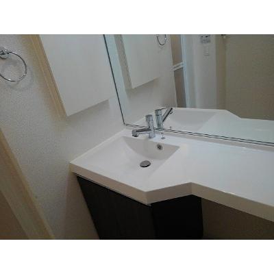 サンマリノⅡ 102【管理NO：1-023782902-01020】 ★家具家電は申し込み後に搬入します 2026年08月中旬入居可能の物件画像