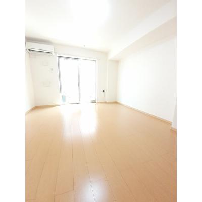 トリオコマンド 102【管理NO：1-017105702-01020】 ★家具家電は申し込み後に搬入します★ ★2026年09月上旬入居可能★の物件画像