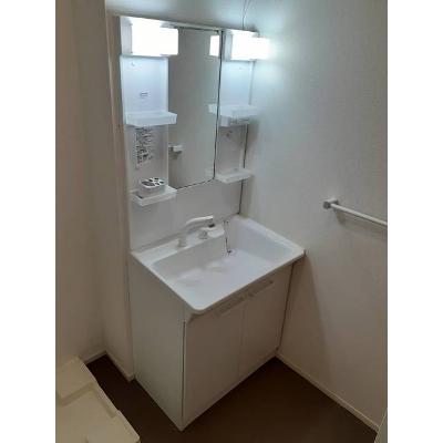 ラ・ルーチェⅠ 104【管理NO：1-021848401-01040】 ★家具家電は申し込み後に搬入します★の物件画像