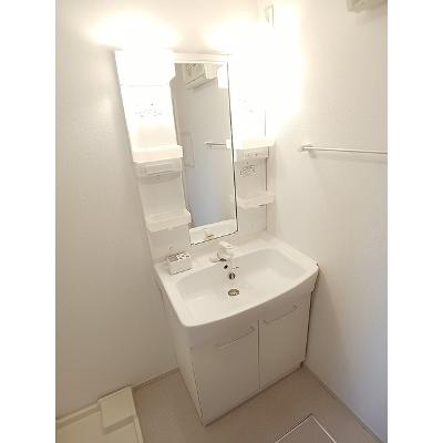 グランブリエ　Ⅰ 201【管理NO：1-017805601-02010】 ★家具家電は申し込み後に搬入します★の物件画像