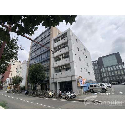 Ｓマンスリー愛媛県庁前（3-1）【築浅・プレミアム・ネット無料・宅配BOX・オフィス街】の物件画像