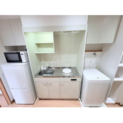 Ｓマンスリー愛媛県庁前（3-1）【築浅・プレミアム・ネット無料・宅配BOX・オフィス街】の物件画像
