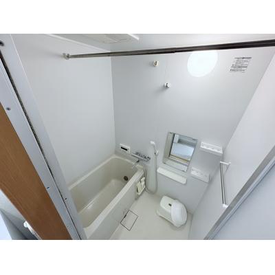 Ｓマンスリー愛媛県庁前（3-1）【築浅・プレミアム・ネット無料・宅配BOX・オフィス街】の物件画像