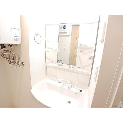 ＹＨアジュール　コリーヌ 203【管理NO：1-022212001-02030】 ★家具家電は申し込み後に搬入します★の物件画像