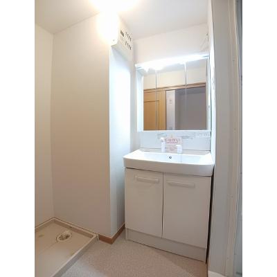 サニーサイド　ハウス　森　Ａ 203【管理NO：1-012562401-02030】 ★家具家電は申し込み後に搬入します 2026年09月上旬入居可能の物件画像