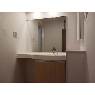 ハルモニアー 103【管理NO：1-024384501-01030】 ★家具家電は申し込み後に搬入します★ ★2026年09月上旬入居可能★の物件画像