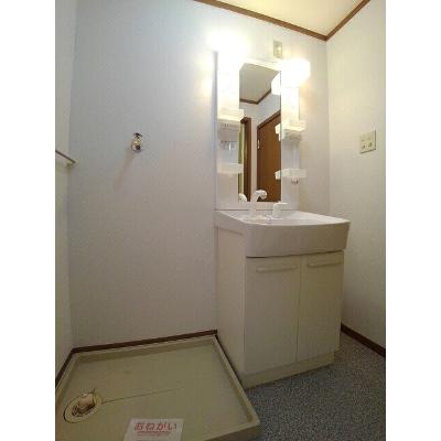 カサ・ローサ 201【管理NO：1-011225401-02010】 ★家具家電は申し込み後に搬入します★ ★2026年08月下旬入居可能★の物件画像