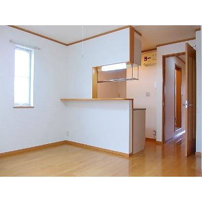 デフィ　シルフィード 203【管理NO：1-012040901-02030】 ★家具家電は申し込み後に搬入します★の物件画像