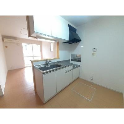 カームリー 101【管理NO：1-018026401-01010】 ★家具家電は申し込み後に搬入します★ ★2026年09月上旬入居可能★の物件画像