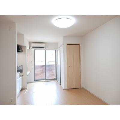 フラン 103【管理NO：1-021064001-01030】 ★家具家電は申し込み後に搬入します 2026年08月上旬入居可能の物件画像