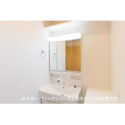 トゥルーバスティアン 201【管理NO：1-028778301-02010】 ★家具家電は申し込み後に搬入します 2026年12月上旬入居可能の物件画像