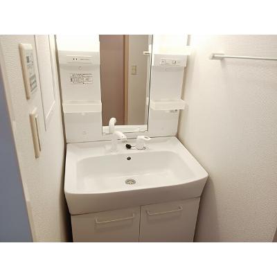 プロムナード参番館 203【管理NO：1-015483103-02030】 ★家具家電は申し込み後に搬入します★ ★2026年09月上旬入居可能★の物件画像