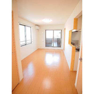 ノイクラール 301【管理NO：1-017797601-03010】 ★家具家電は申し込み後に搬入します 2026年08月下旬入居可能の物件画像