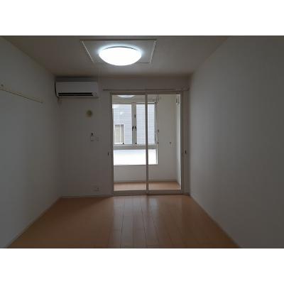 インプレス・Ｙ 101【管理NO：1-017131801-01010】 ★家具家電は申し込み後に搬入します 2026年09月中旬入居可能の物件画像