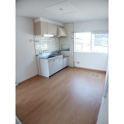 プラドールＡ２ 101【管理NO：1-005102801-01010】 ★家具家電は申し込み後に搬入します★の物件画像
