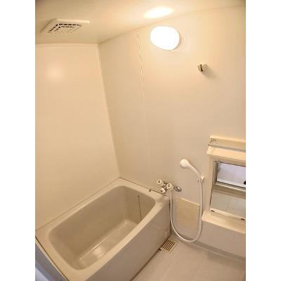 プラドールＡ２ 101【管理NO：1-005102801-01010】 ★家具家電は申し込み後に搬入します★の物件画像