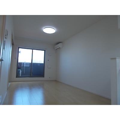 シュエット 302【管理NO：1-023444701-03020】 ★家具家電は申し込み後に搬入します 2026年08月上旬入居可能の物件画像