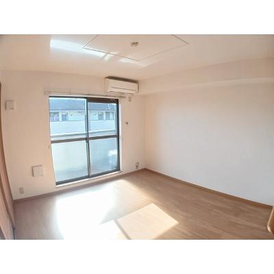 セレニータＢ 201【管理NO：1-012601402-02010】 ★家具家電は申し込み後に搬入します★ ★2026年09月中旬入居可能★の物件画像