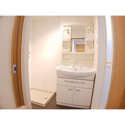 セレニータＢ 201【管理NO：1-012601402-02010】 ★家具家電は申し込み後に搬入します★ ★2026年09月中旬入居可能★の物件画像