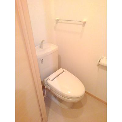 フォレストリバー 102【管理NO：1-016933301-01020】 ★家具家電は申し込み後に搬入します★ ★2026年09月中旬入居可能★の物件画像