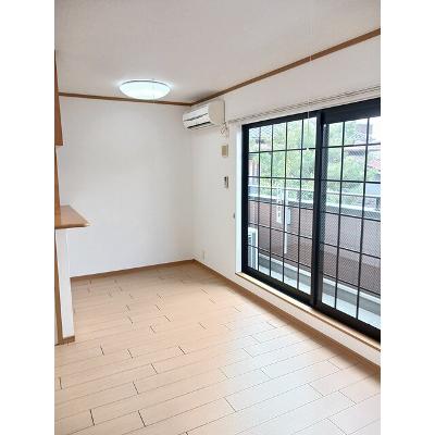 シティーブリーズ 201【管理NO：1-013343601-02010】 ★家具家電は申し込み後に搬入します★の物件画像