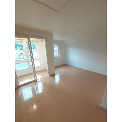 フォー　シーズン 101【管理NO：1-019002101-01010】 ★家具家電は申し込み後に搬入します 2026年09月上旬入居可能の物件画像