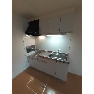 フォー　シーズン 101【管理NO：1-019002101-01010】 ★家具家電は申し込み後に搬入します 2026年09月上旬入居可能の物件画像
