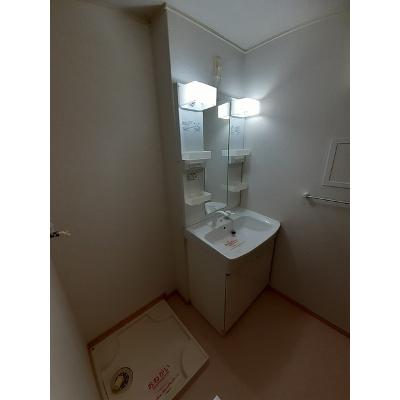 ベル・ヴィオラ 201【管理NO：1-015527601-02010】 ★家具家電は申し込み後に搬入します★ ★2026年08月下旬入居可能★の物件画像