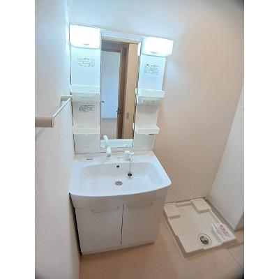 ＶＩＣＴＲＩＡ 202【管理NO：1-016988301-02020】 ★家具家電は申し込み後に搬入します★の物件画像