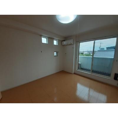 エアリー 201【管理NO：1-018007701-02010】 ★家具家電は申し込み後に搬入します 2026年09月中旬入居可能の物件画像