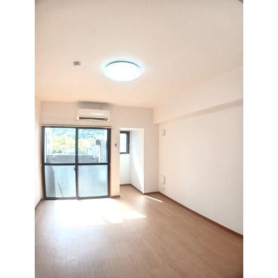 グレース栗林 303【管理NO：1-013699101-03030】 ★家具家電は申し込み後に搬入します★ ★2026年09月中旬入居可能★の物件画像