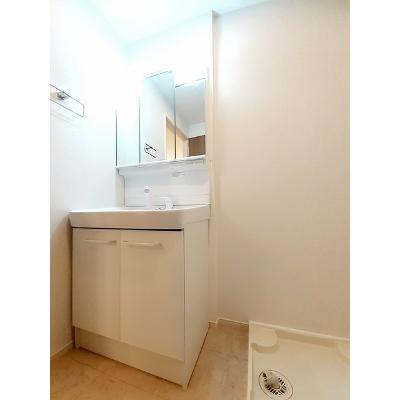 葉月 103【管理NO：1-027611201-01030】 ★家具家電は申し込み後に搬入します★の物件画像