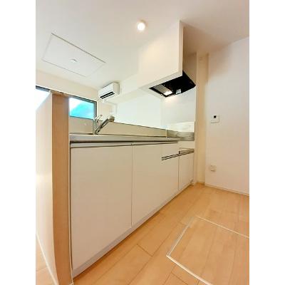 幸風 101【管理NO：1-021602401-01010】 ★家具家電は申し込み後に搬入します★ ★2026年08月下旬入居可能★の物件画像