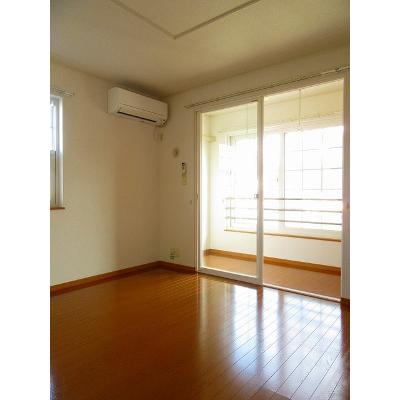 アルブルボア 103【管理NO：1-014556101-01030】 ★家具家電は申し込み後に搬入します★の物件画像