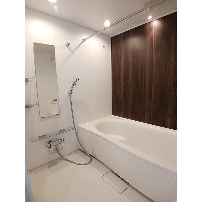 響Ｂ 102【管理NO：1-024683802-01020】 ★家具家電は申し込み後に搬入します★の物件画像