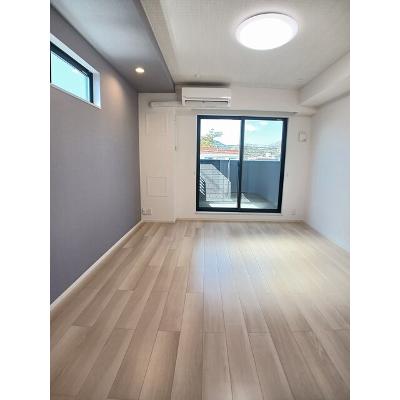 ファミリエ 201【管理NO：1-028437301-02010】 ★家具家電は申し込み後に搬入します★の物件画像
