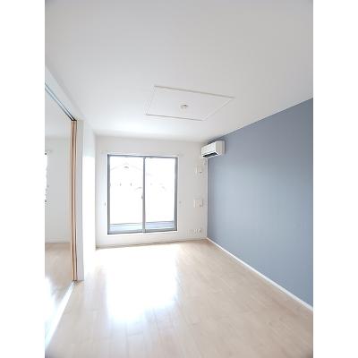 オストラーゼン　ハオス 203【管理NO：1-021433301-02030】 ★家具家電は申し込み後に搬入しますの物件画像