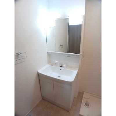 カーサ・ラフィネ 103【管理NO：1-025738001-01030】 ★家具家電は申し込み後に搬入します★の物件画像