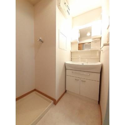 エレガンシアＢ 203【管理NO：1-014568702-02030】 ★家具家電は申し込み後に搬入します★ ★2026年09月中旬入居可能★の物件画像