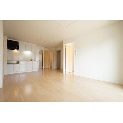 ラ・メゾンカプリス 102【管理NO：1-020890301-01020】 ★家具家電は申し込み後に搬入します★ ★2026年08月下旬入居可能★の物件画像