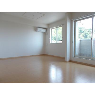 エスペランサ 202【管理NO：1-016843401-02020】 ★家具家電は申し込み後に搬入します★ ★2026年09月上旬入居可能★の物件画像