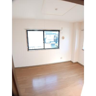 レジデンスビバ１ 201【管理NO：1-007306001-02010】 ★家具家電は申し込み後に搬入します★の物件画像