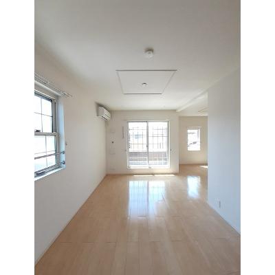 アウローラ 203【管理NO：1-021564501-02030】 ★家具家電は申し込み後に搬入します★ ★2026年09月中旬入居可能★の物件画像