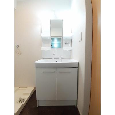 アウローラ 203【管理NO：1-021564501-02030】 ★家具家電は申し込み後に搬入します★ ★2026年09月中旬入居可能★の物件画像