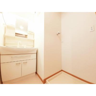 ラス　フローレス 202【管理NO：1-014707901-02020】 ★家具家電は申し込み後に搬入します★ ★2026年09月上旬入居可能★の物件画像