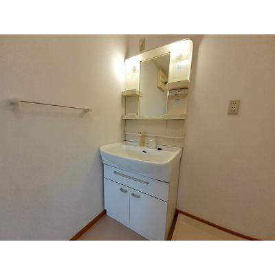 グレイスフル 203【管理NO：1-013705901-02030】 ★家具家電は申し込み後に搬入します★ ★2026年09月上旬入居可能★の物件画像